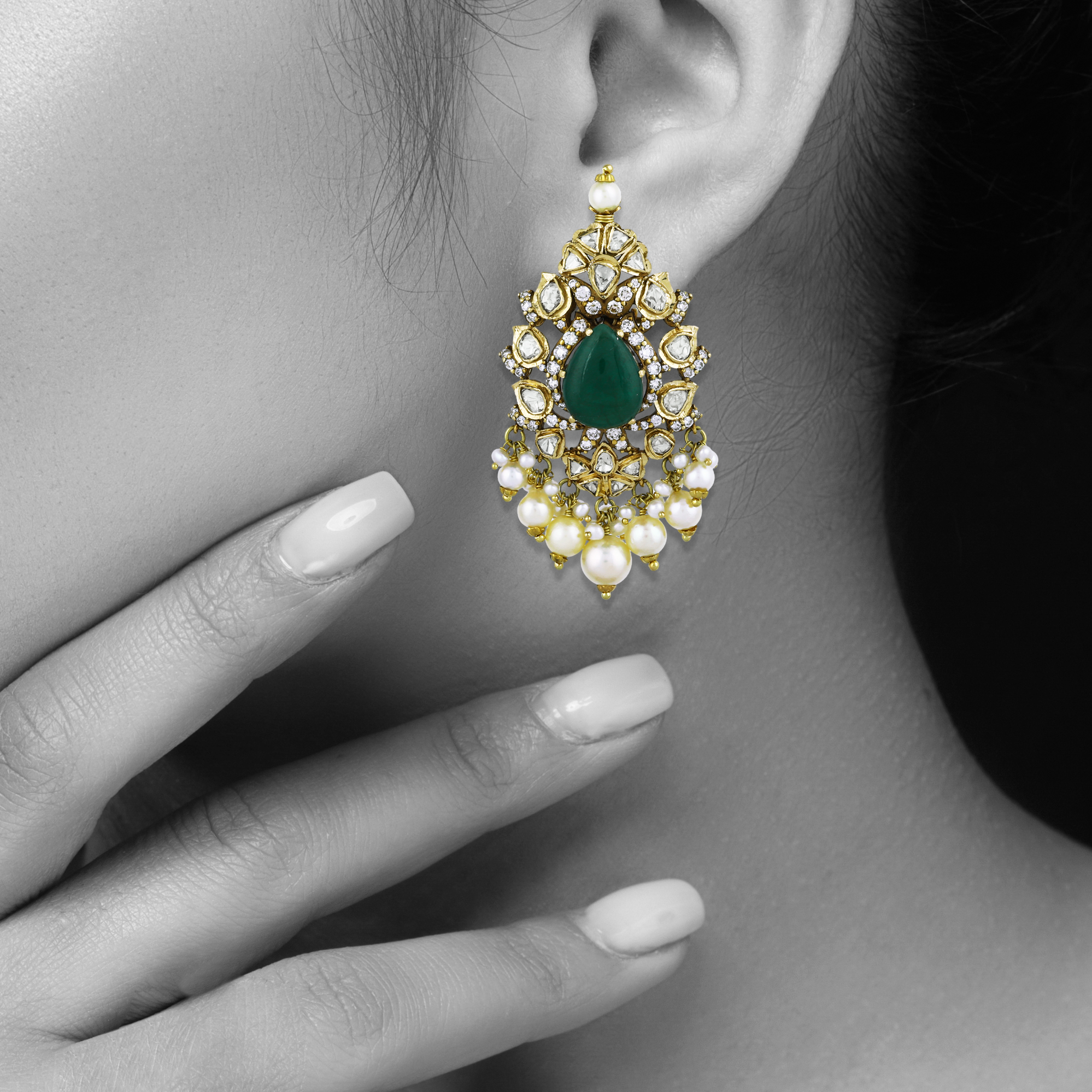 Emerald Drop Cabochon Choker Set with Polki Diamonds and Pearls