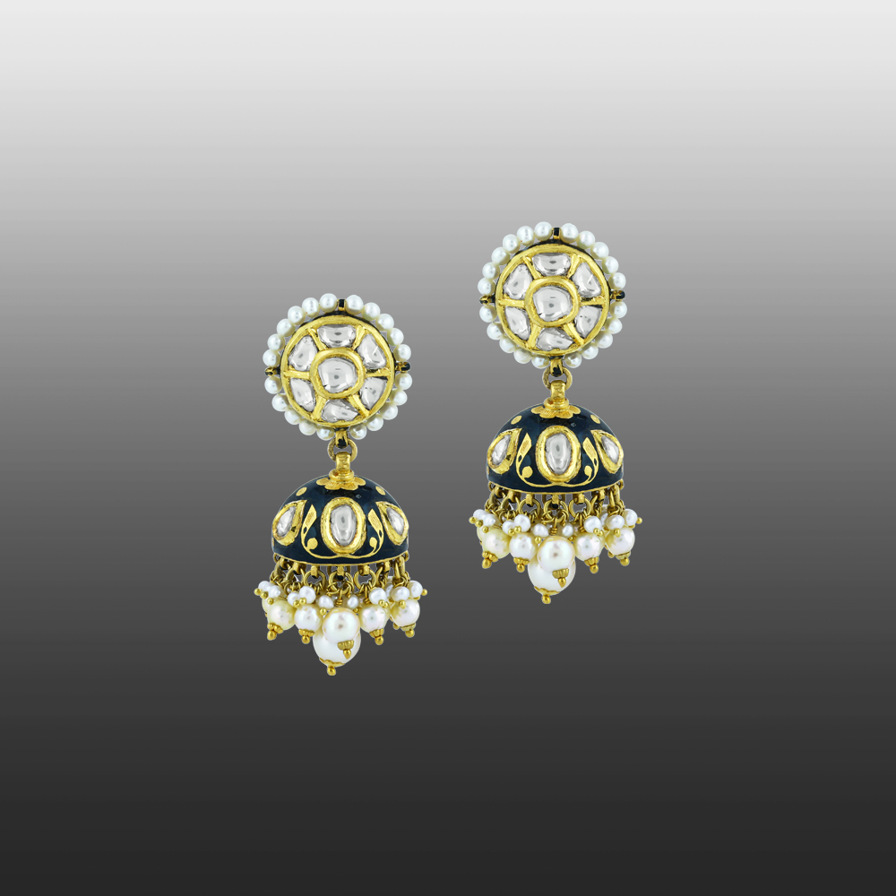 Hasli Polki Necklace Set with Black Enamel and Pearls