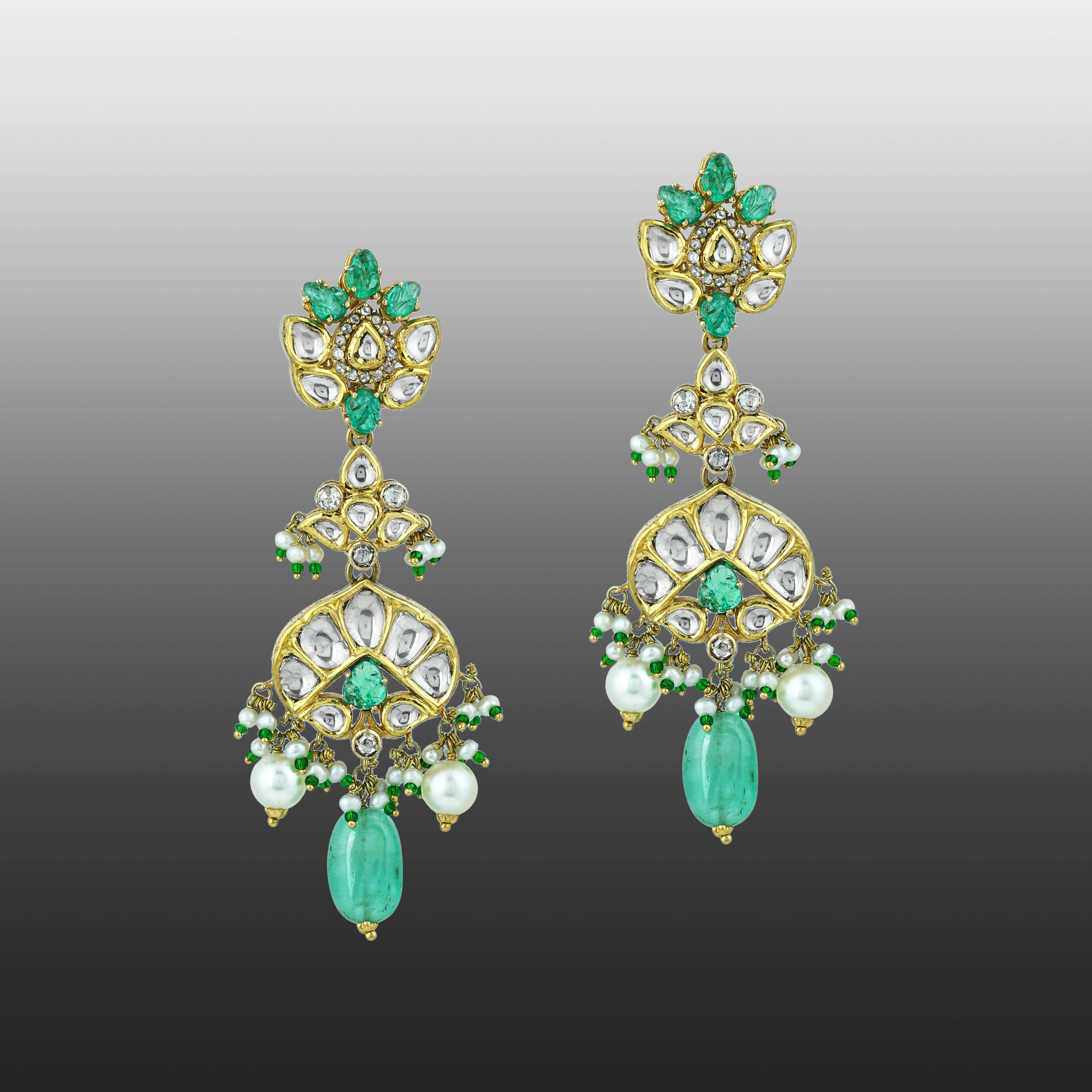 Pendant Necklace Set with Uncut Diamond Polki ,Green Tumble and Pearls