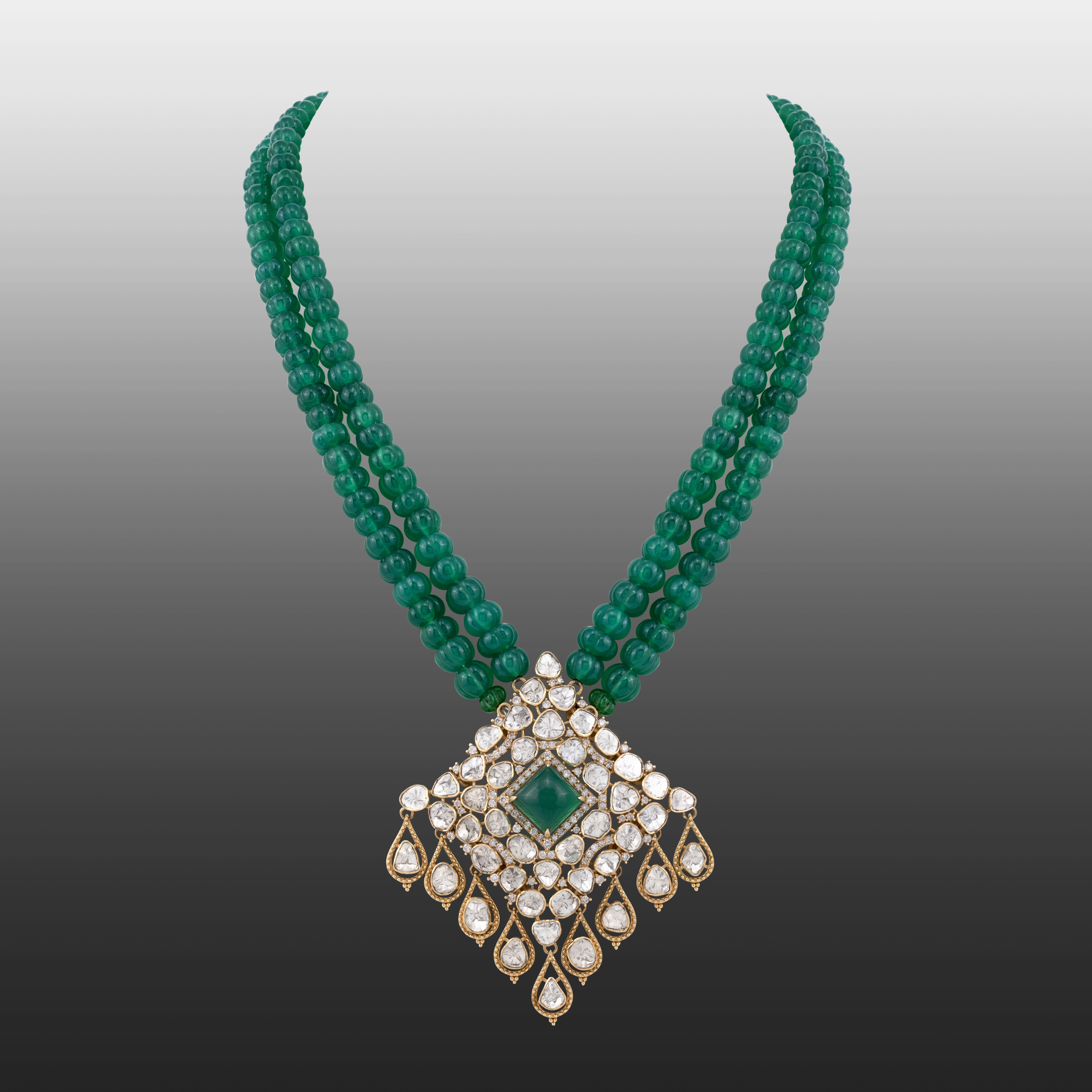 Deep Green Beaded Necklace with Polki Diamond Pendant