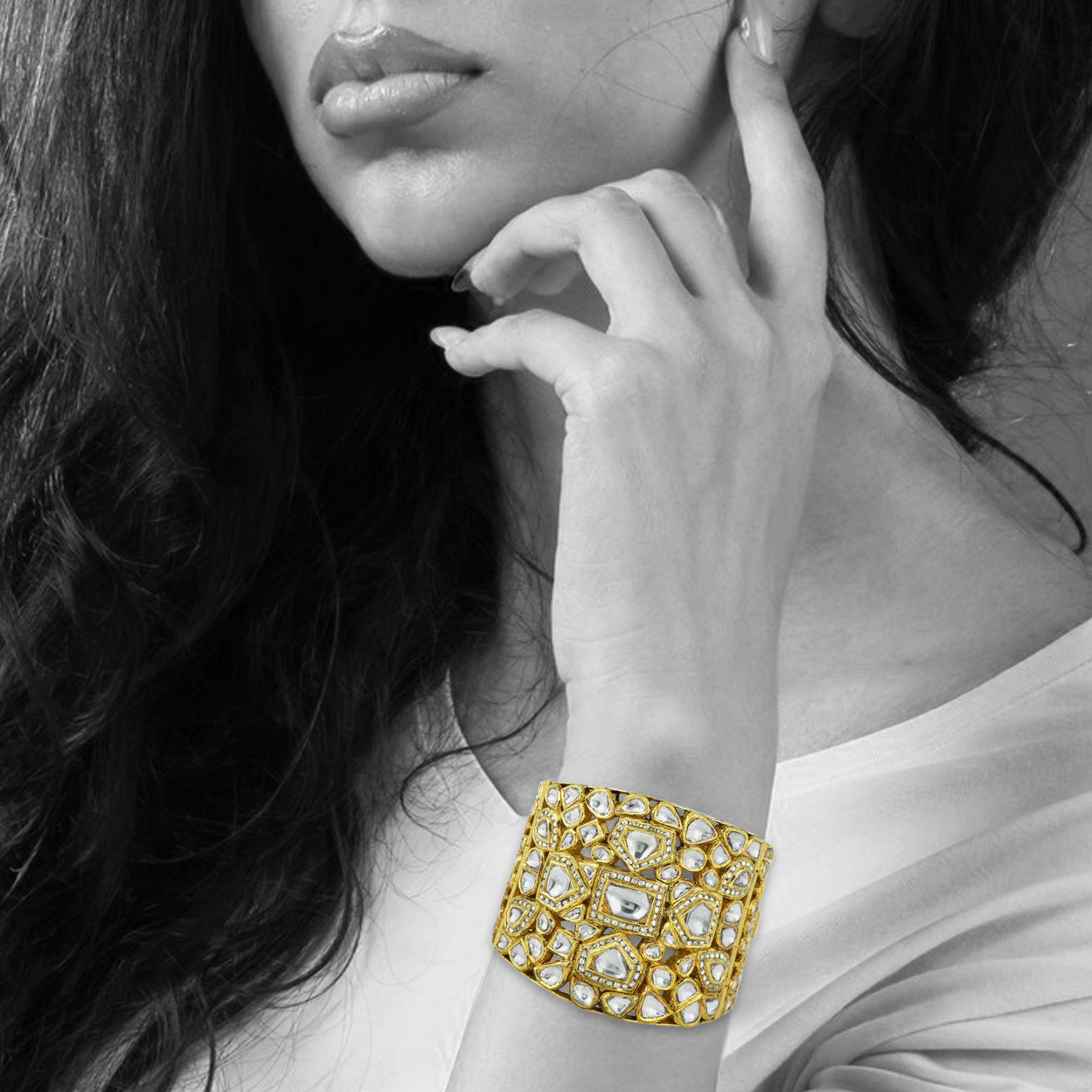 Broad Polki Cuff Bangle with Geometric Patterns