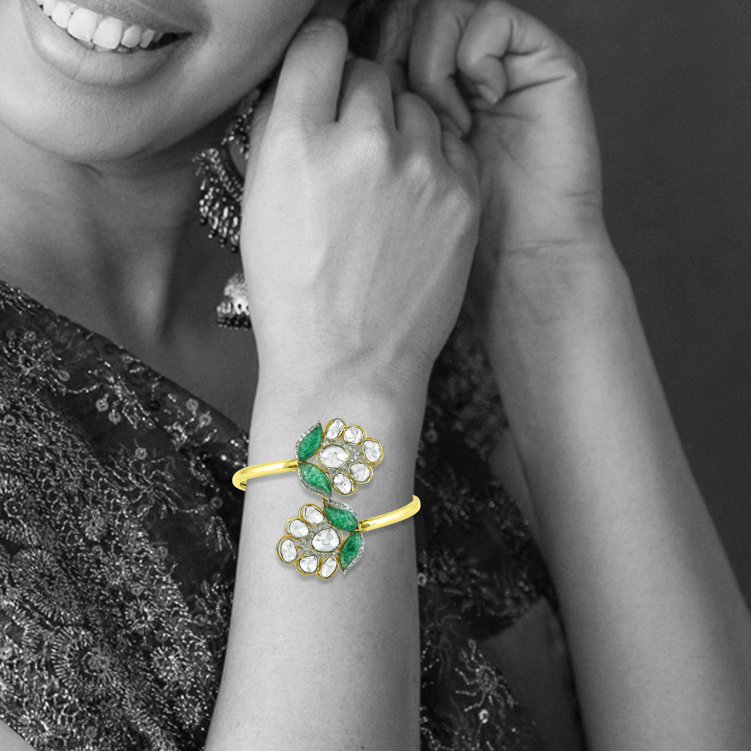 Floral Polki Bangle with Green Talaf Stone and Dual-Flower Design
