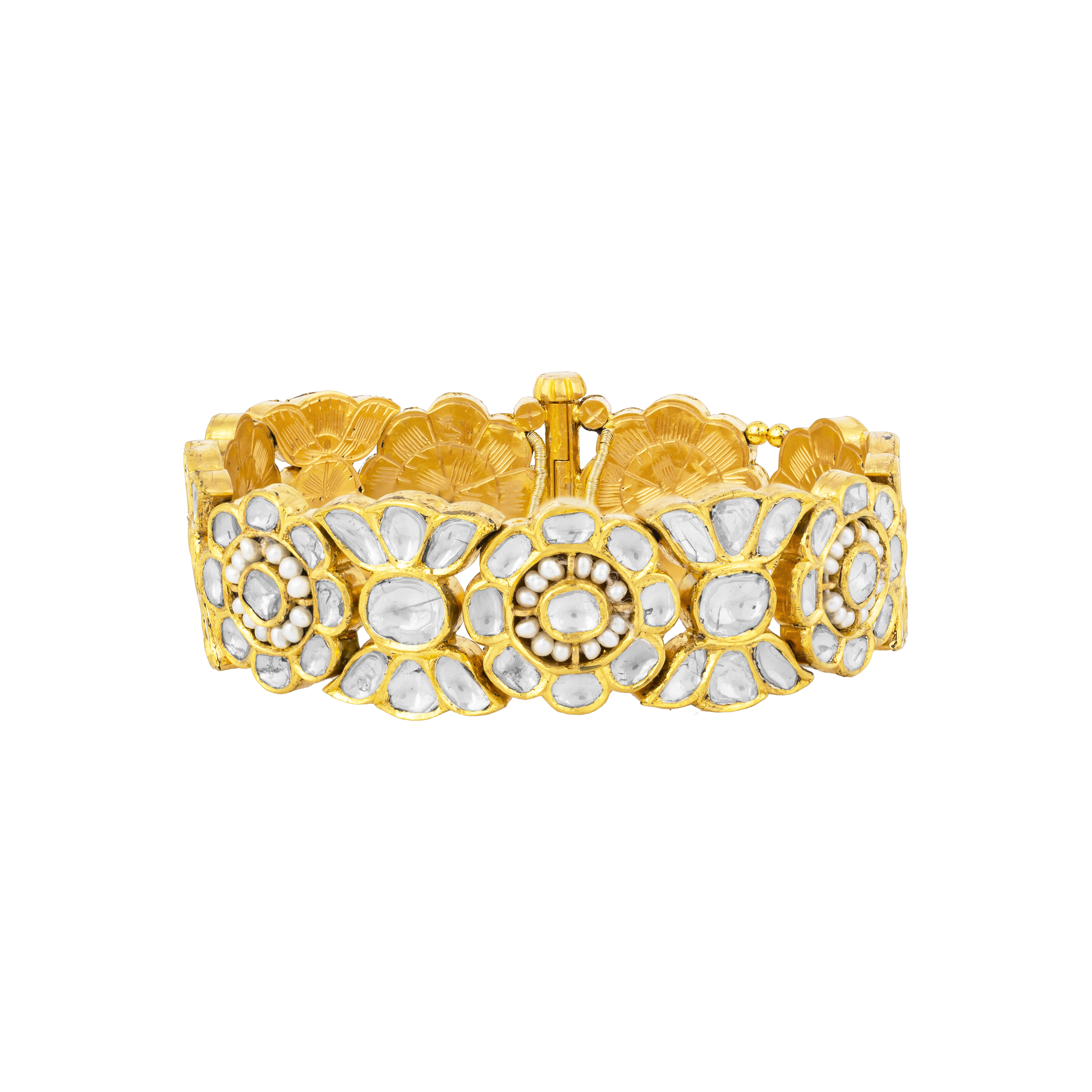 Floral Polki Bracelet with Intricate Diamond Patterns