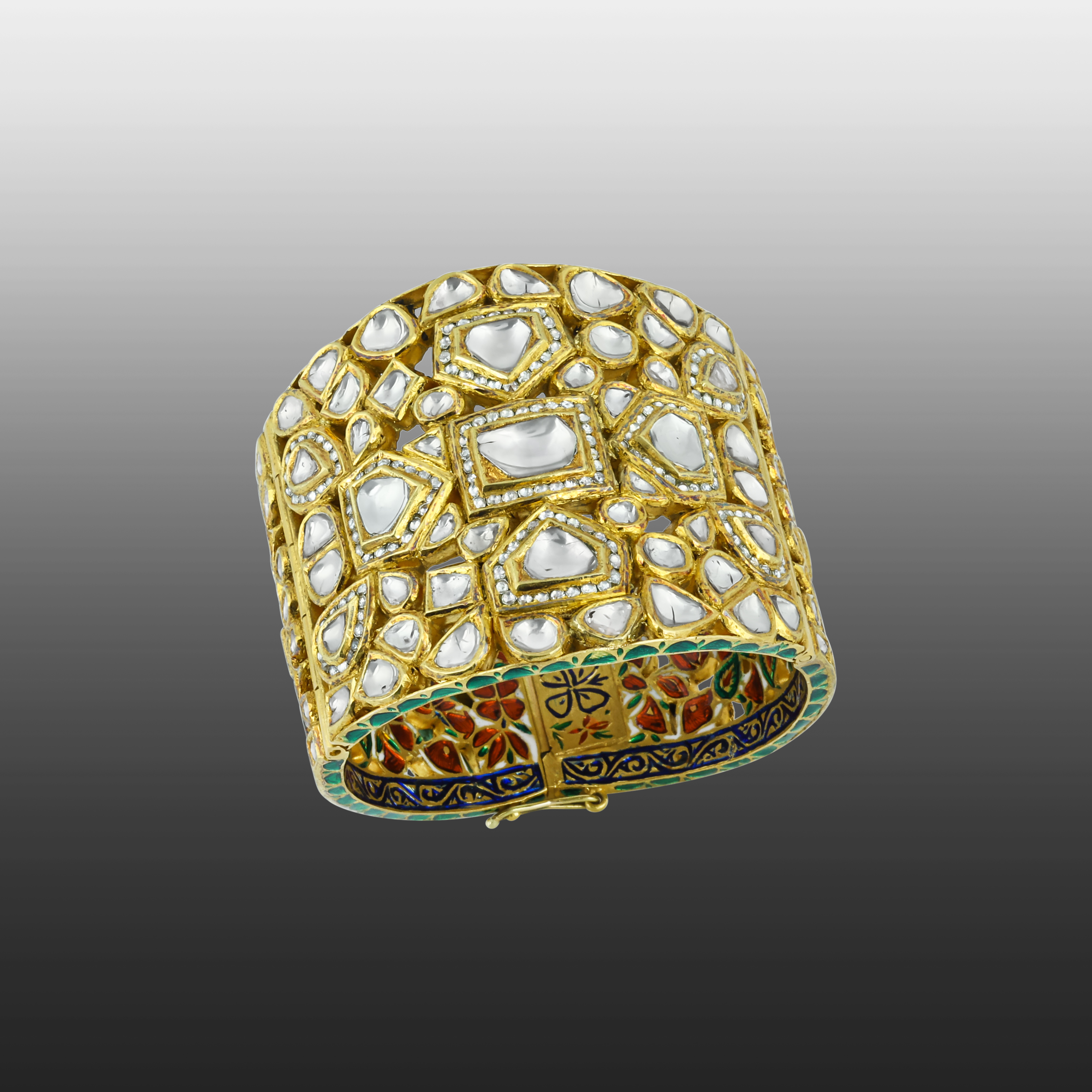 Broad Polki Cuff Bangle with Geometric Patterns